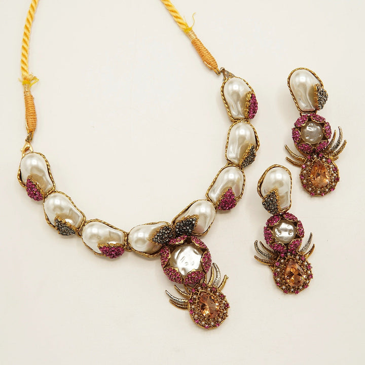 Antique Full Mother Of Pearl Necklace Set - tlmjewels