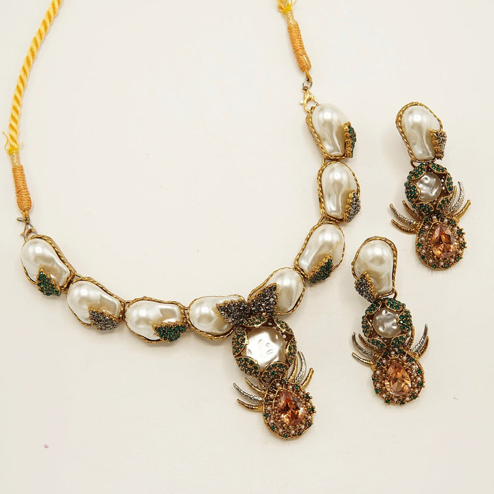 Antique Full Mother Of Pearl Necklace Set - tlmjewels
