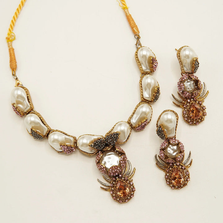 Antique Full Mother Of Pearl Necklace Set - tlmjewels