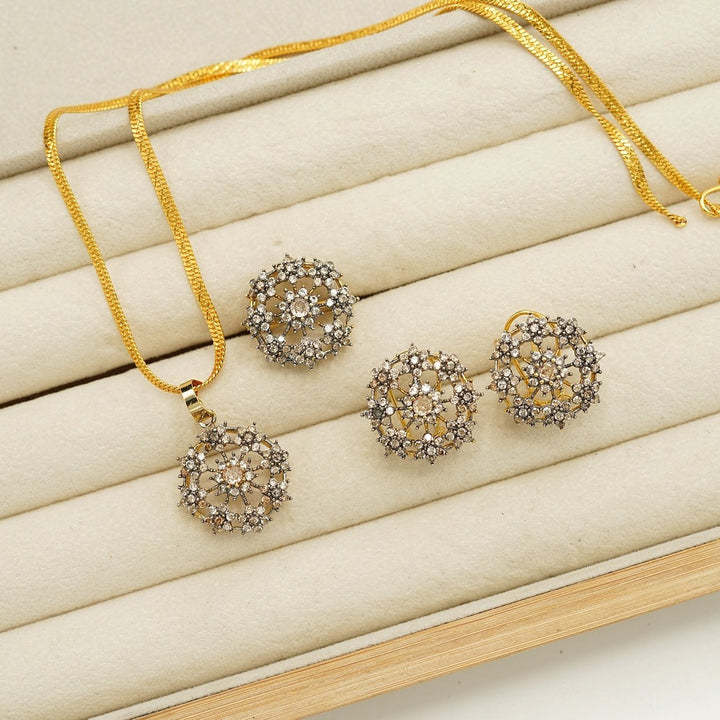 Cubic Zirconia Jarao Look Flower Combo Set - tlmjewels