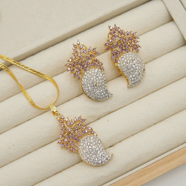 Diamond Cut Leaf Style Zircones Locket Set - tlmjewels