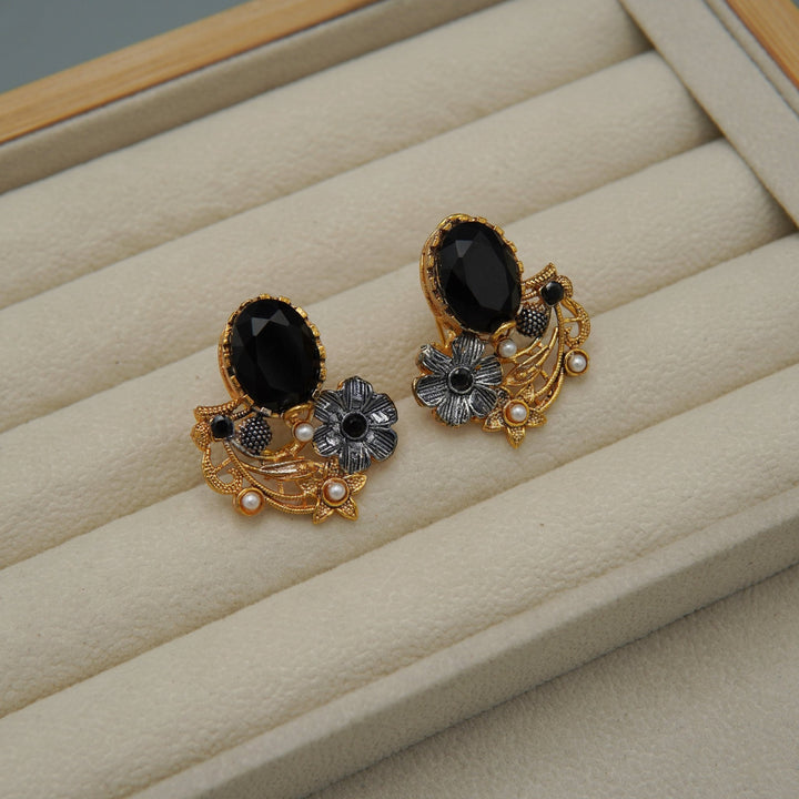 Egyptian Small Studs - tlmjewels