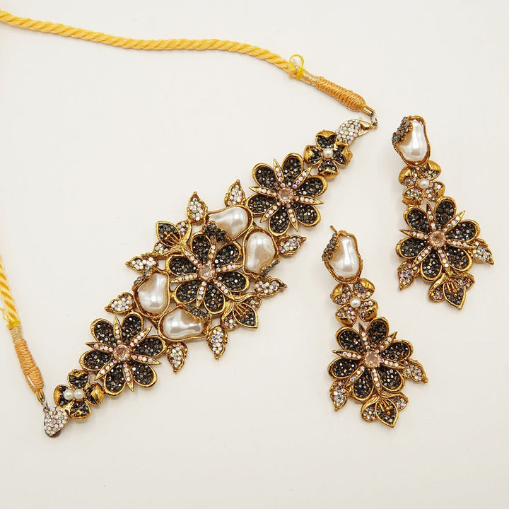 Hand Crafted Mother Of Pearl Choker Set - tlmjewels