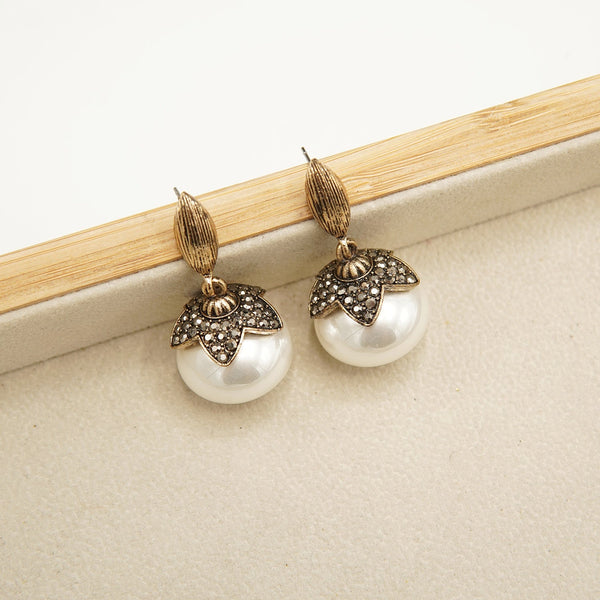 Indian High Quality Pearl Studs - tlmjewels