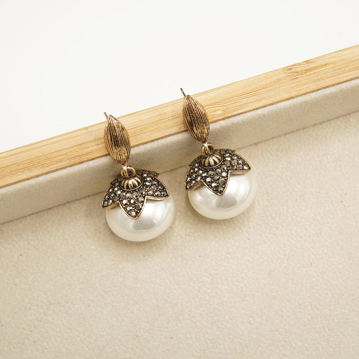 Indian High Quality Pearl Studs - tlmjewels