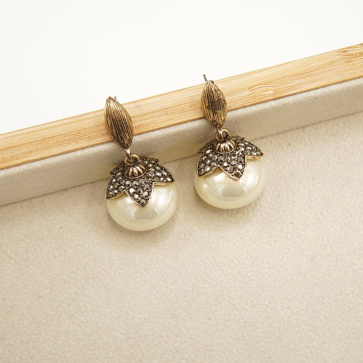 Indian High Quality Pearl Studs - tlmjewels