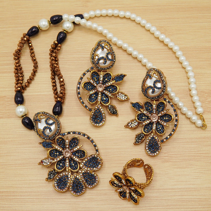Mother Of Pearl Flower Mala Set With Ring - tlmjewels