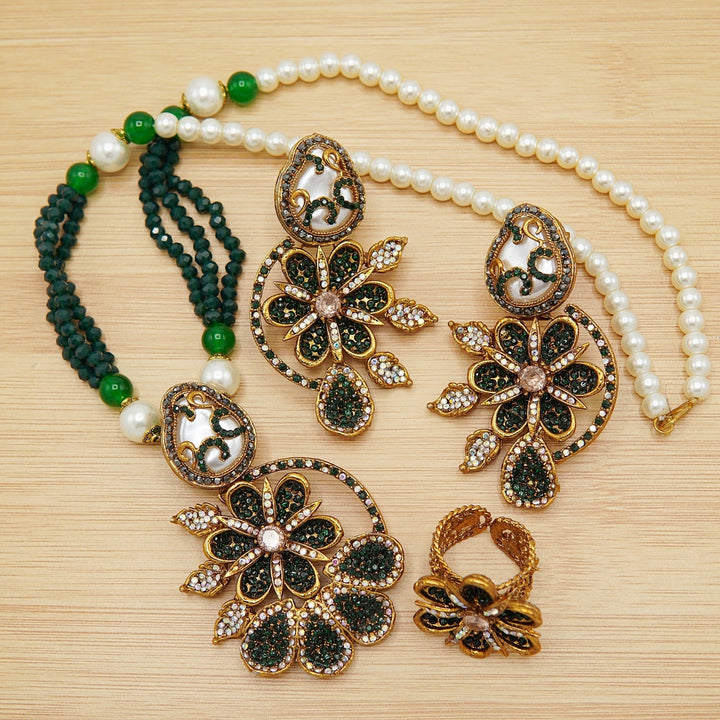 Mother Of Pearl Flower Mala Set With Ring - tlmjewels