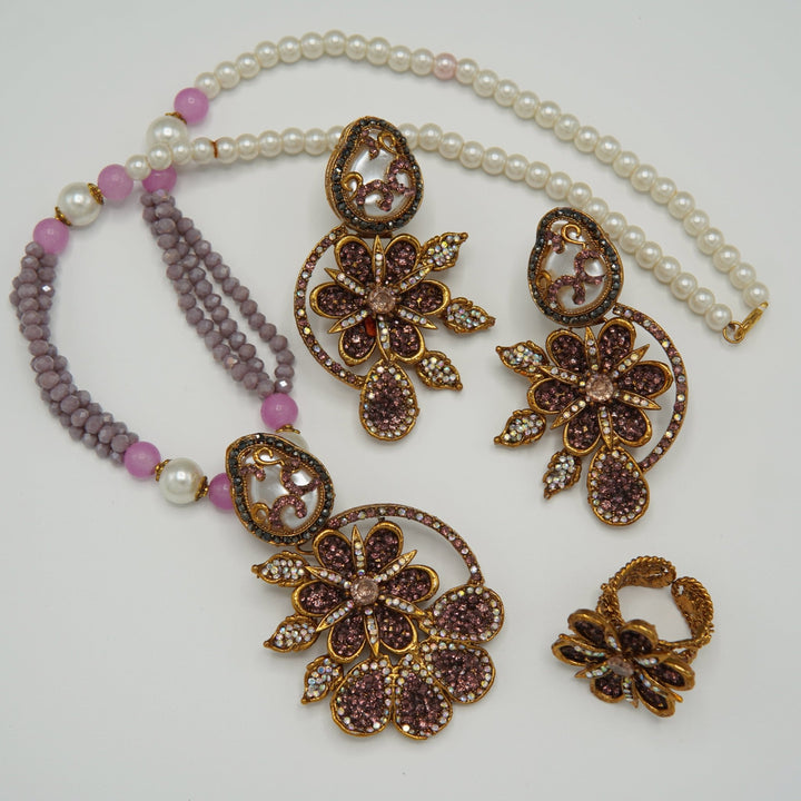 Mother Of Pearl Flower Mala Set With Ring - tlmjewels