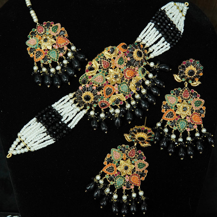 Nauratan Rani Choker Set - tlmjewels