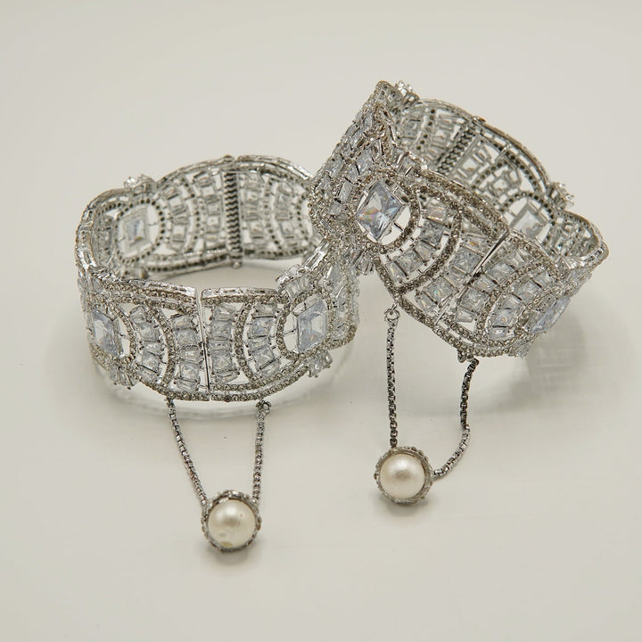 Nauratan Traditional Broad Kara Pair - tlmjewels