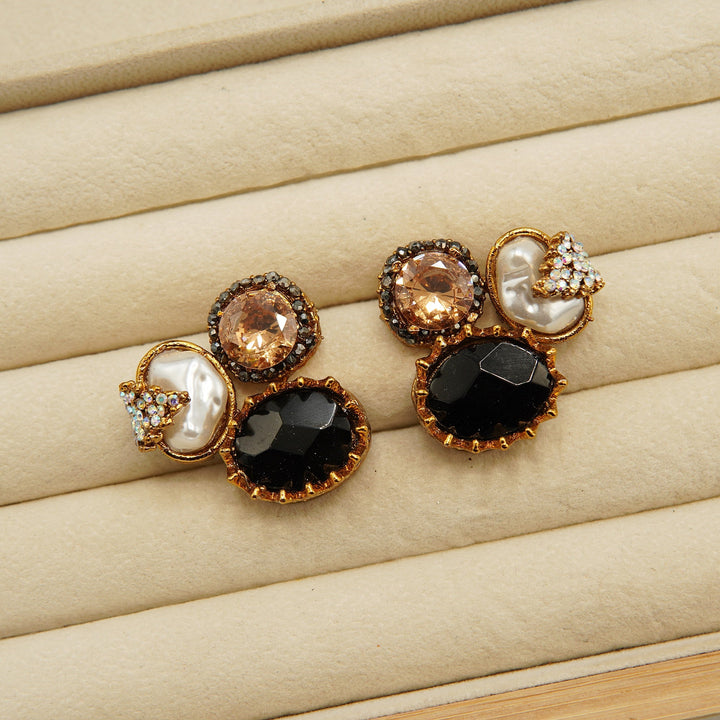 One Stone M.O.P Studs - tlmjewels