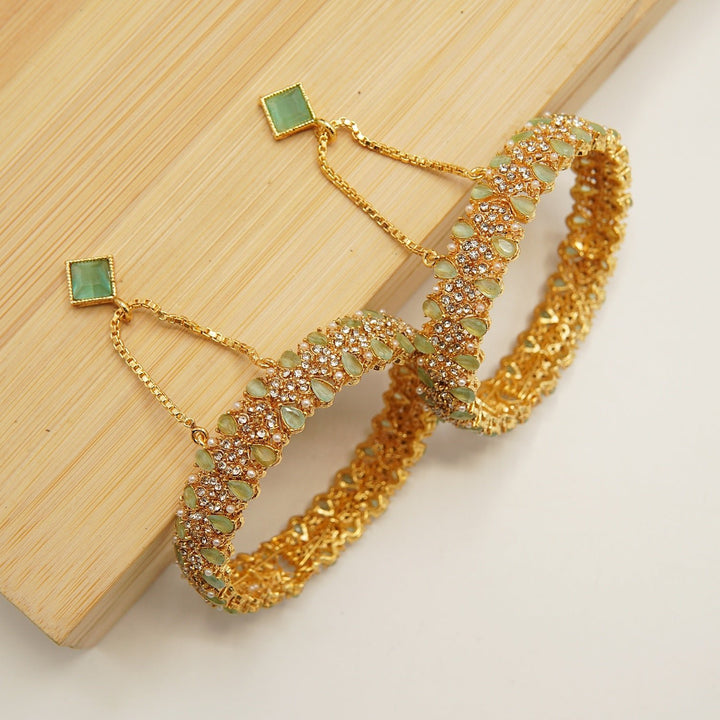 Polkis Nauratan And Solid Bangles Pair - tlmjewels