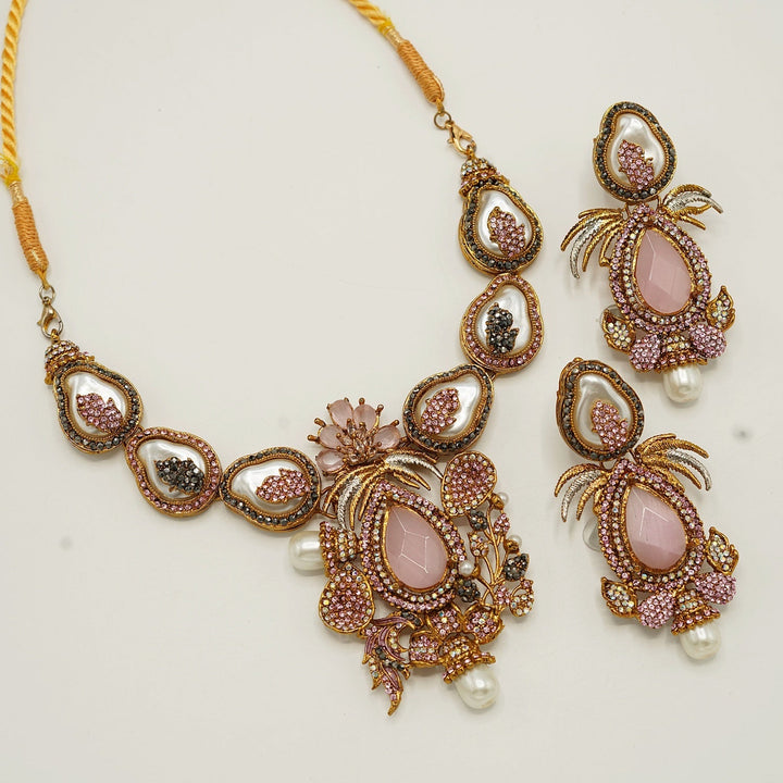 Queen's Gem Stones Mother Of Pearl Semi Party Wear Necklace Set - tlmjewels