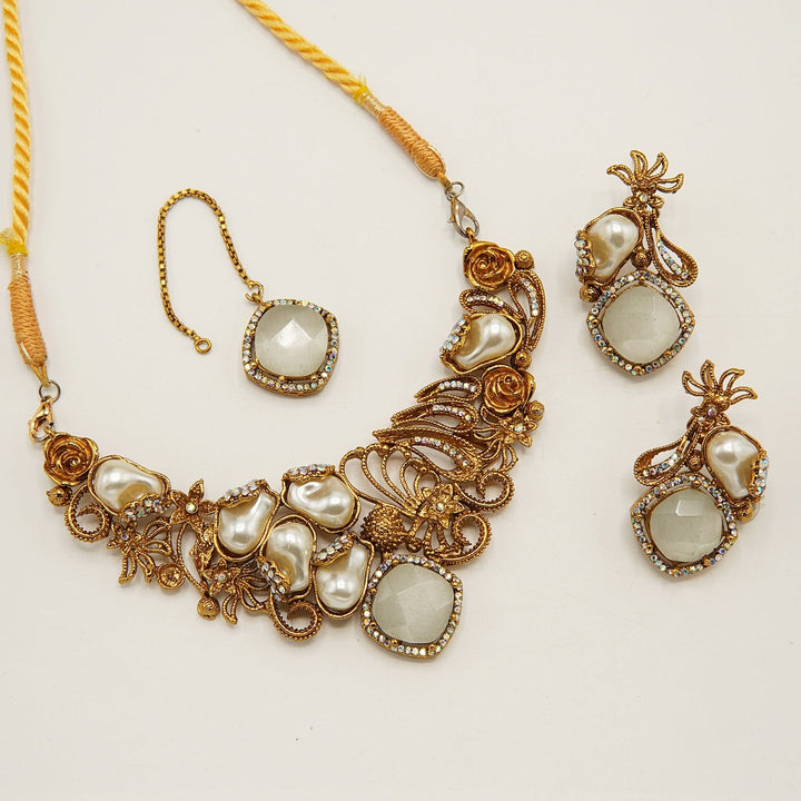 Royal Gems Mother Of Pearls Necklace - tlmjewels