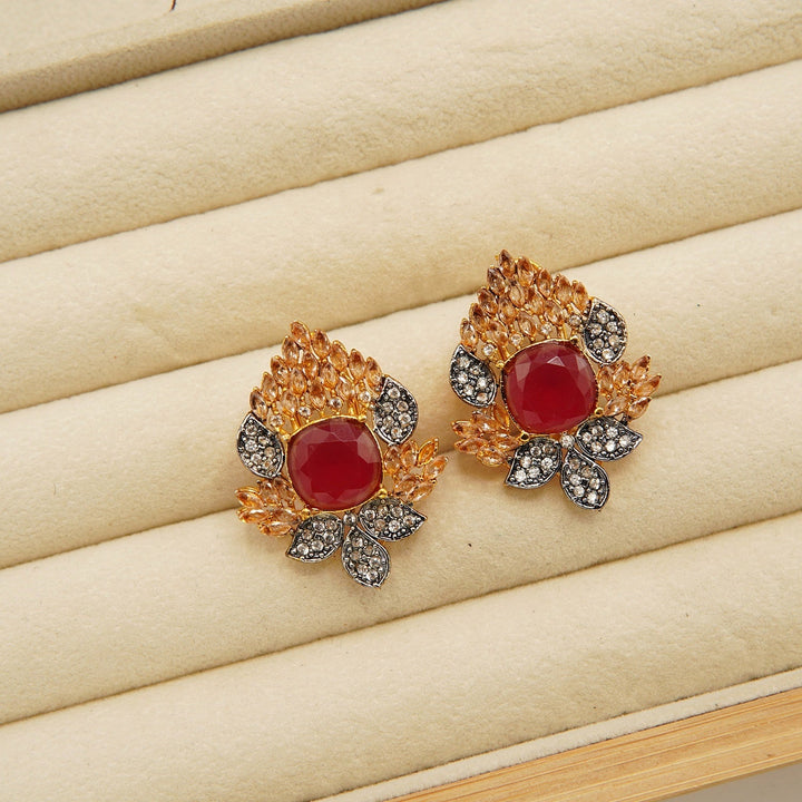 Zircones Diamond Medium Size Studs - tlmjewels
