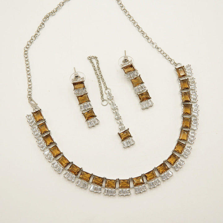 Zircones Party Wear Elegant Necklace Set - tlmjewels